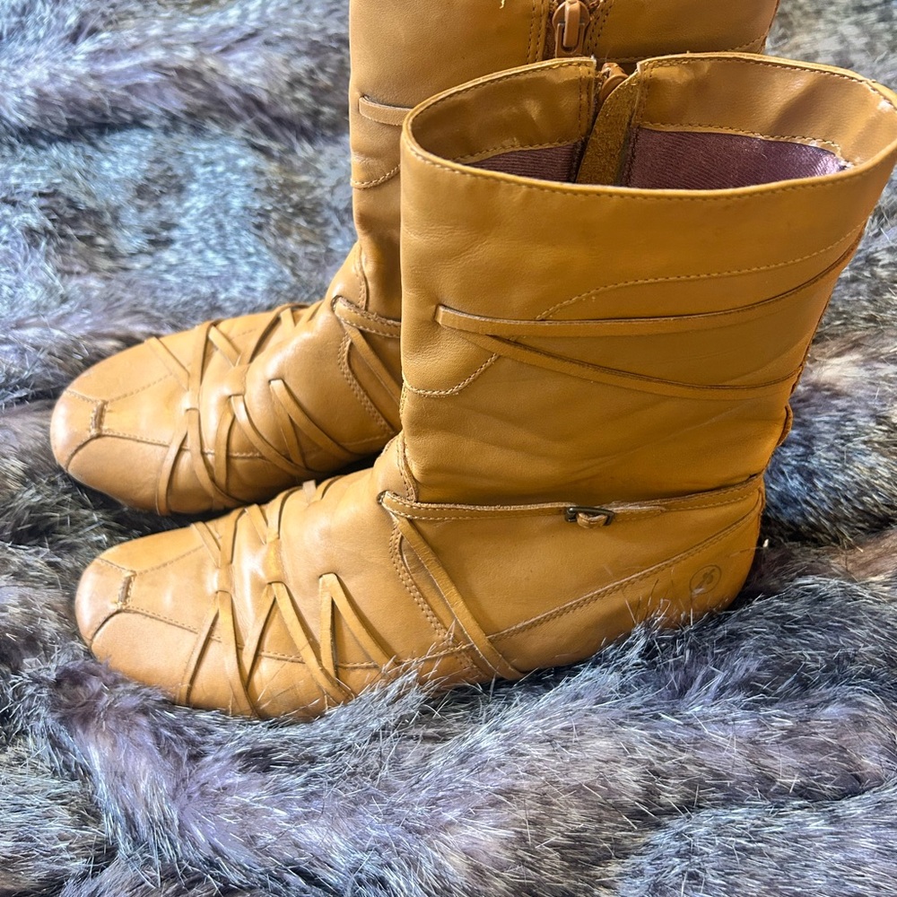 Bronx Leather Tan Ankle Boots with Leather Soles and Satin Interior